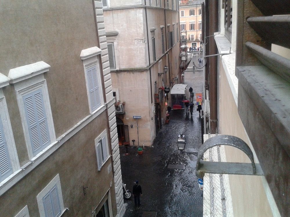 undefined Navona Tower Relais 9