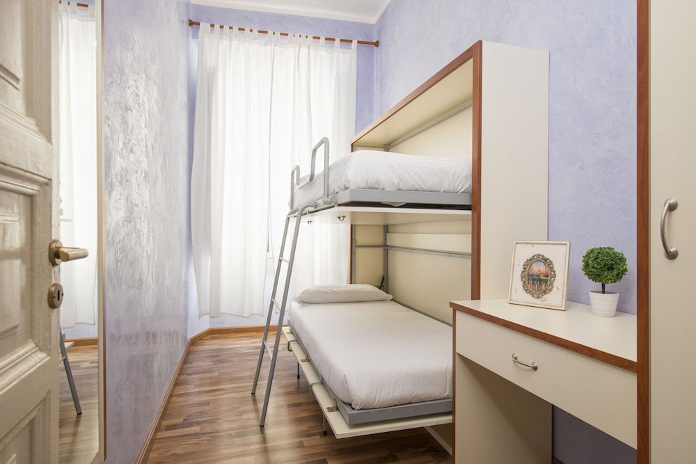 Navona Tower Relais Family Apartment, 2 Bedrooms 4