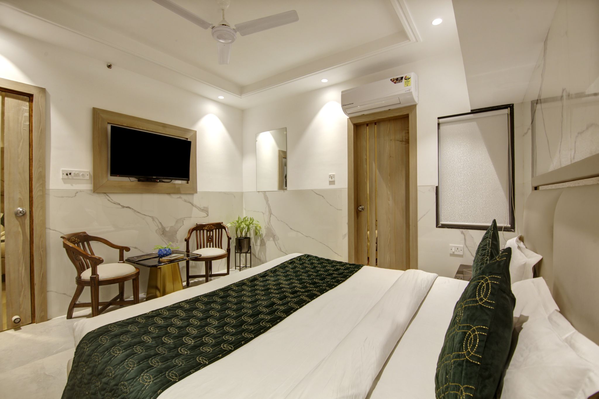 Compact Room with Extra Mattress