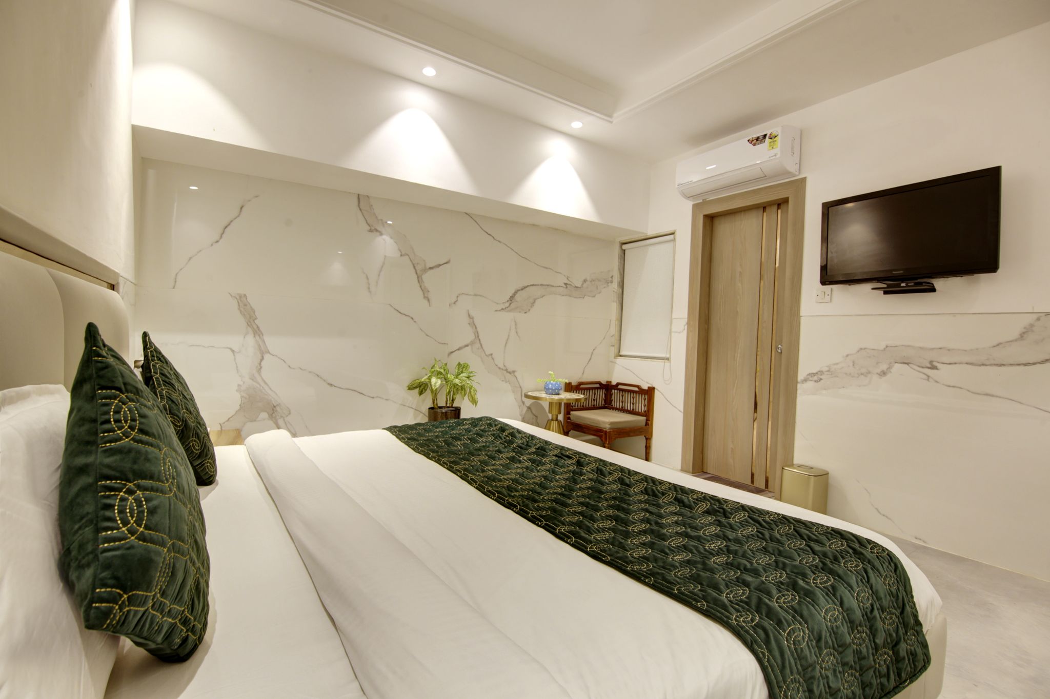 Compact Room with Extra Mattress