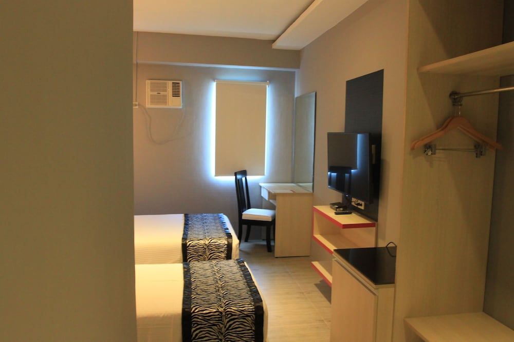 Sumo Asia Hotels - Davao Executive Suite 3