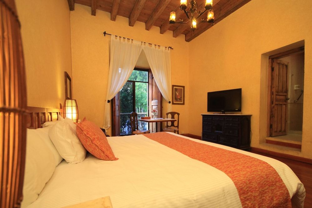 Hotel Ciudad Real Centro Histórico Junior Double Room 4