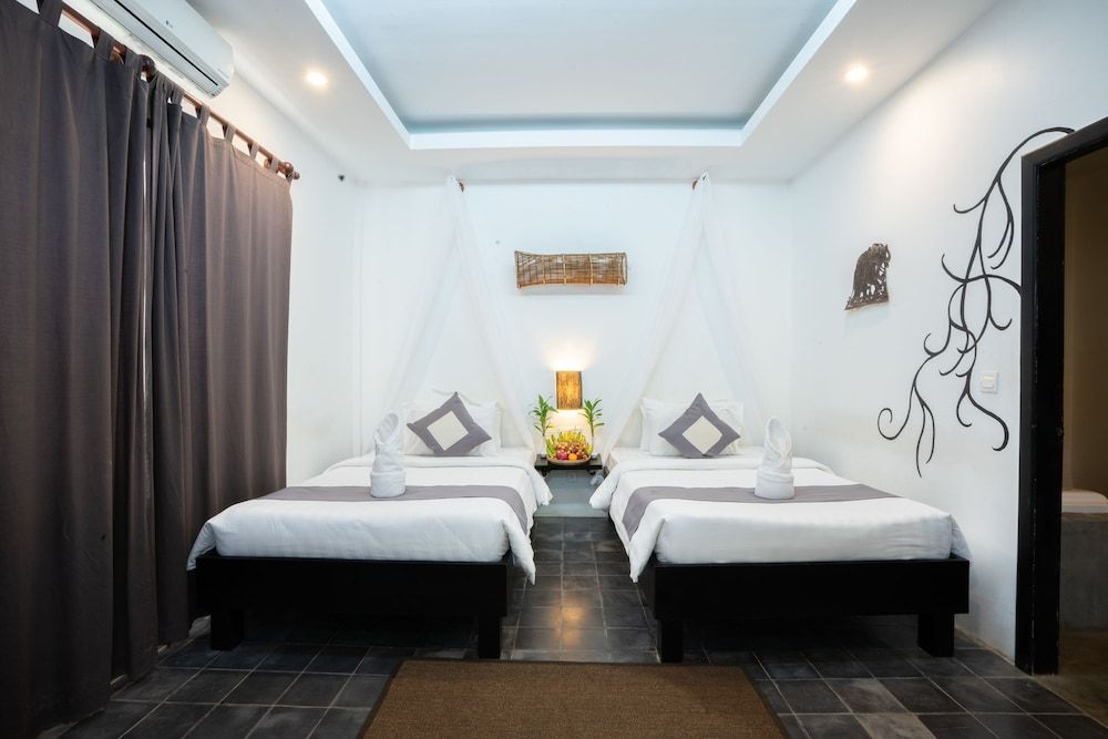 Deluxe Twin Room with Private Garden-Free Round Trip Transfer