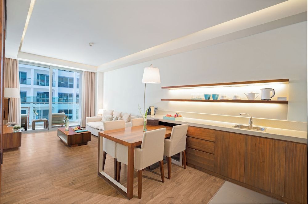 undefined A La Carte Da Nang Beach 4