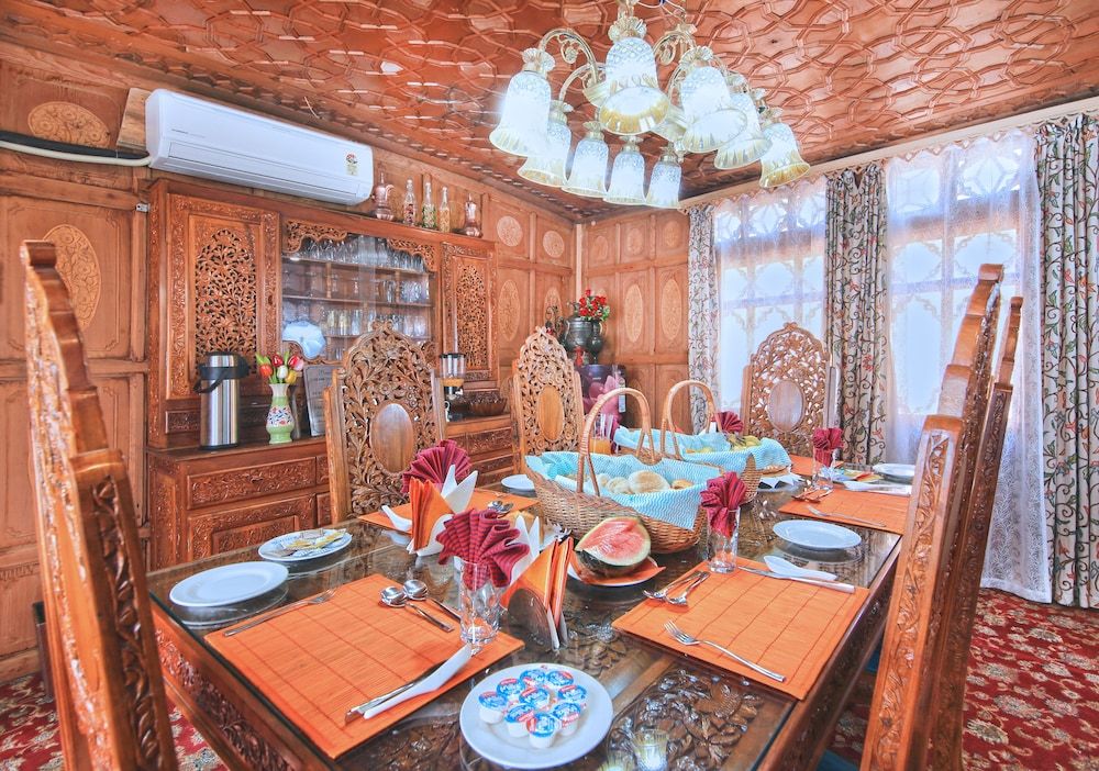 undefined Kolu Group Of Houseboats 3