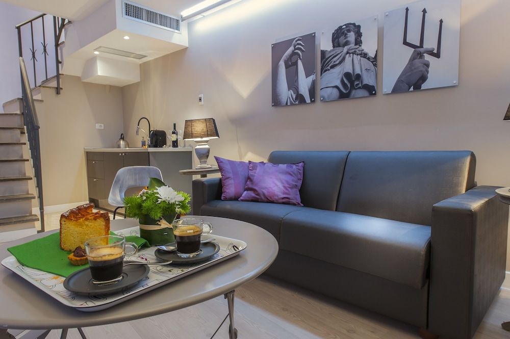 HiSuiteROME Deluxe Suite 12