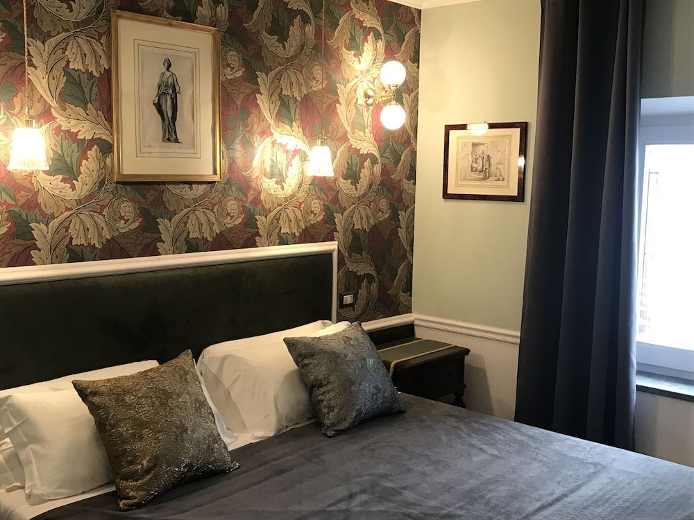 HiSuiteROME Deluxe Suite 7