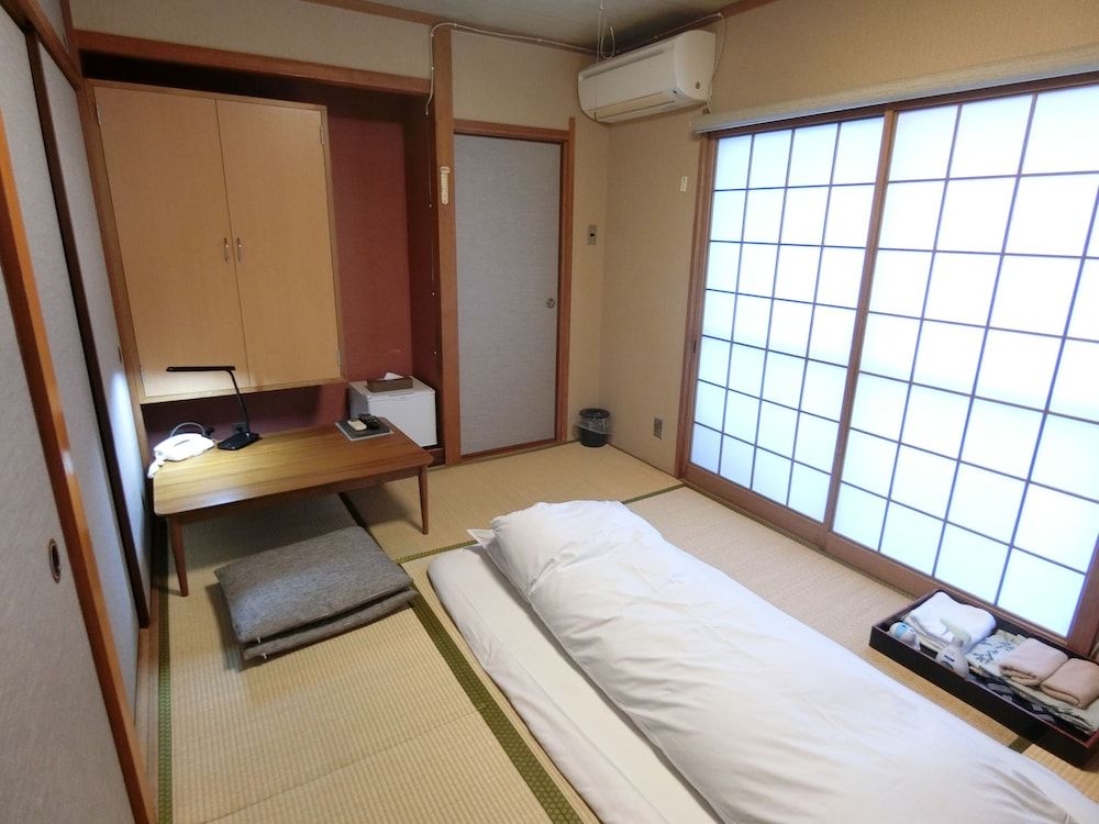 Japanese Room C without Bath(No Daily Cleaning)