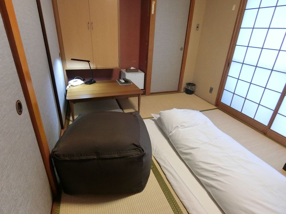 Japanese Room C without Bath(No Daily Cleaning)