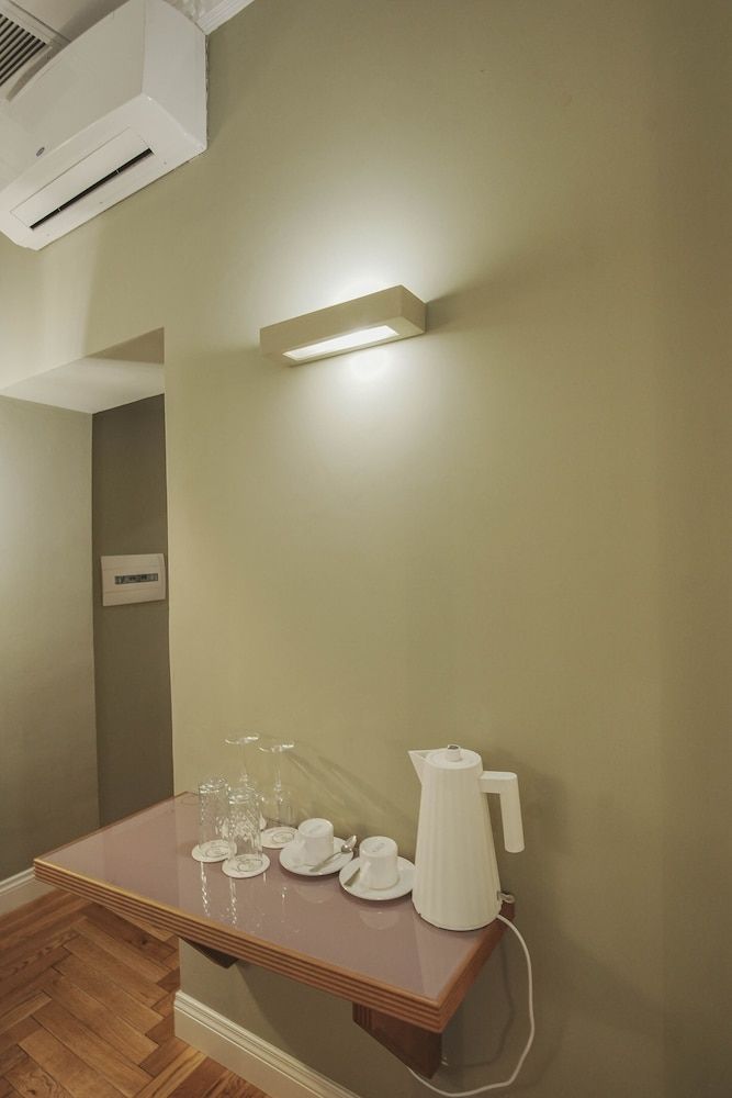 Hotel City Palazzo dei Cardinali Basic Double Room, 1 Large Twin Bed (Matrimoniale) 8