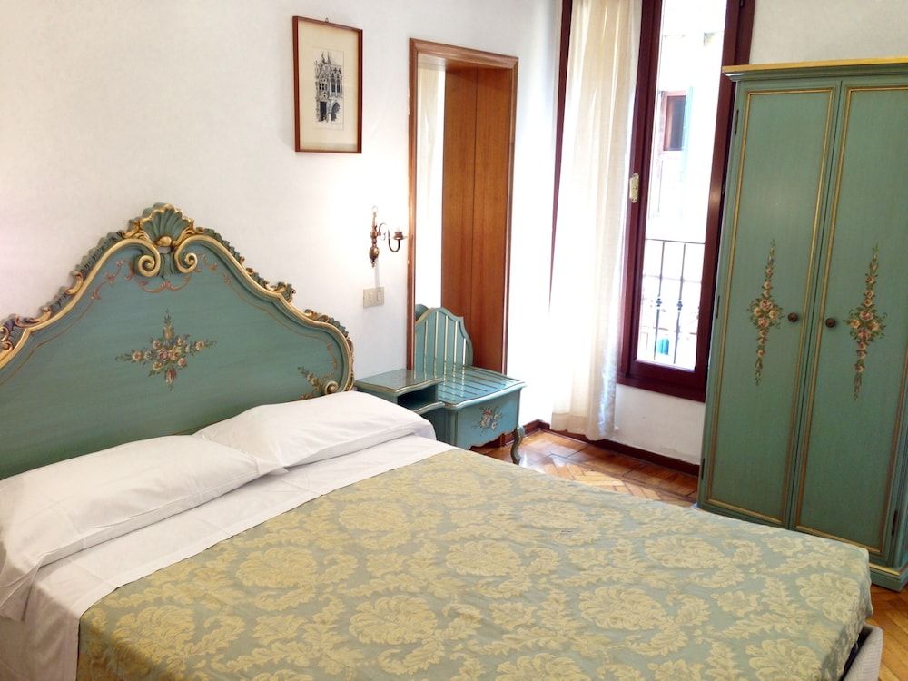Hotel Serenissima Standard Double Room