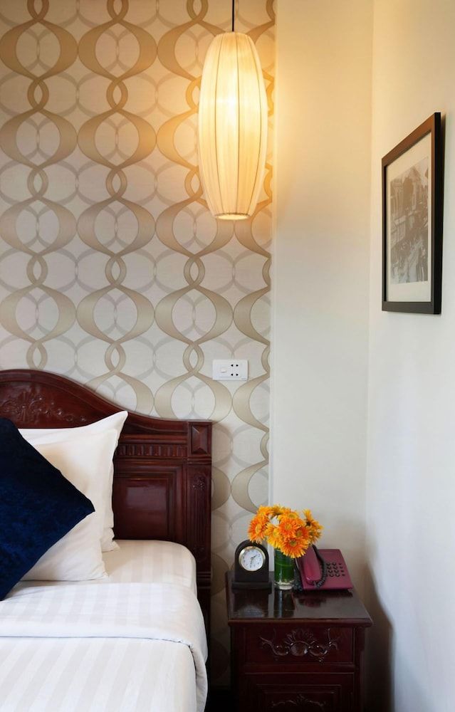 Hanoi Golden Moon Hotel