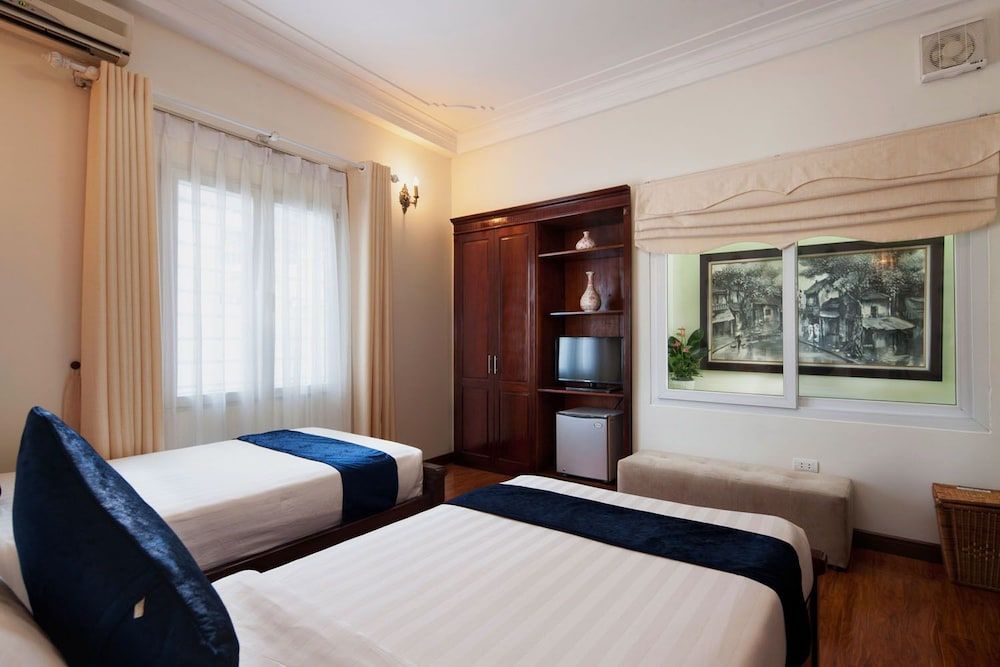 Hanoi Golden Moon Hotel Deluxe Twin Room