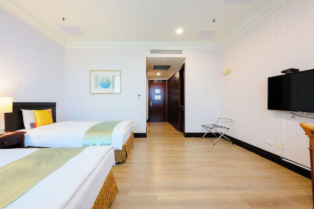 Superior Twin Room, 1 Bedroom, Canal View
