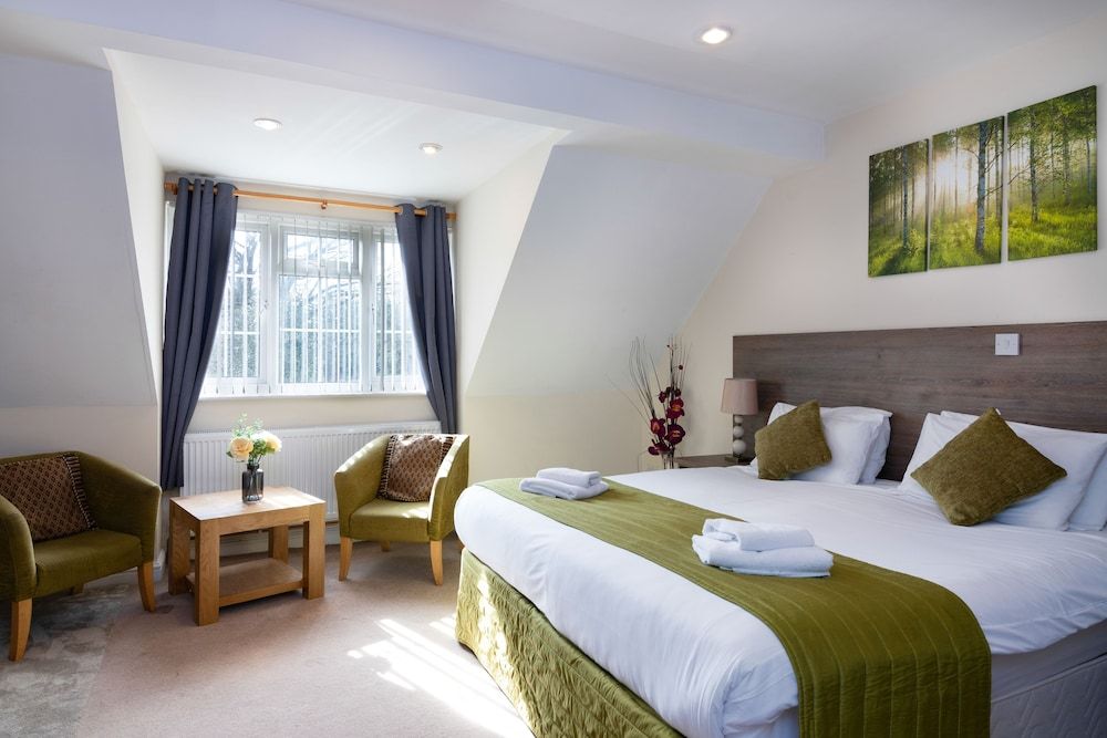 The Limes Country Lodge Hotel Family Quadruple Room 4