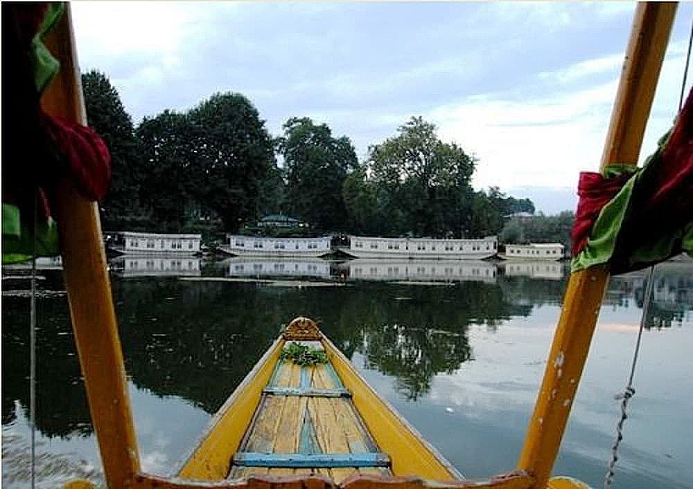 undefined TIH Butt's Clermont Houseboats 4