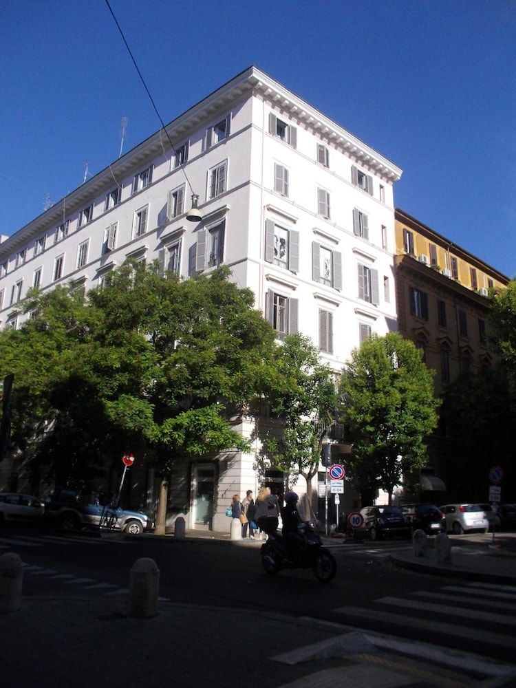 undefined Hotel Nautilus 3