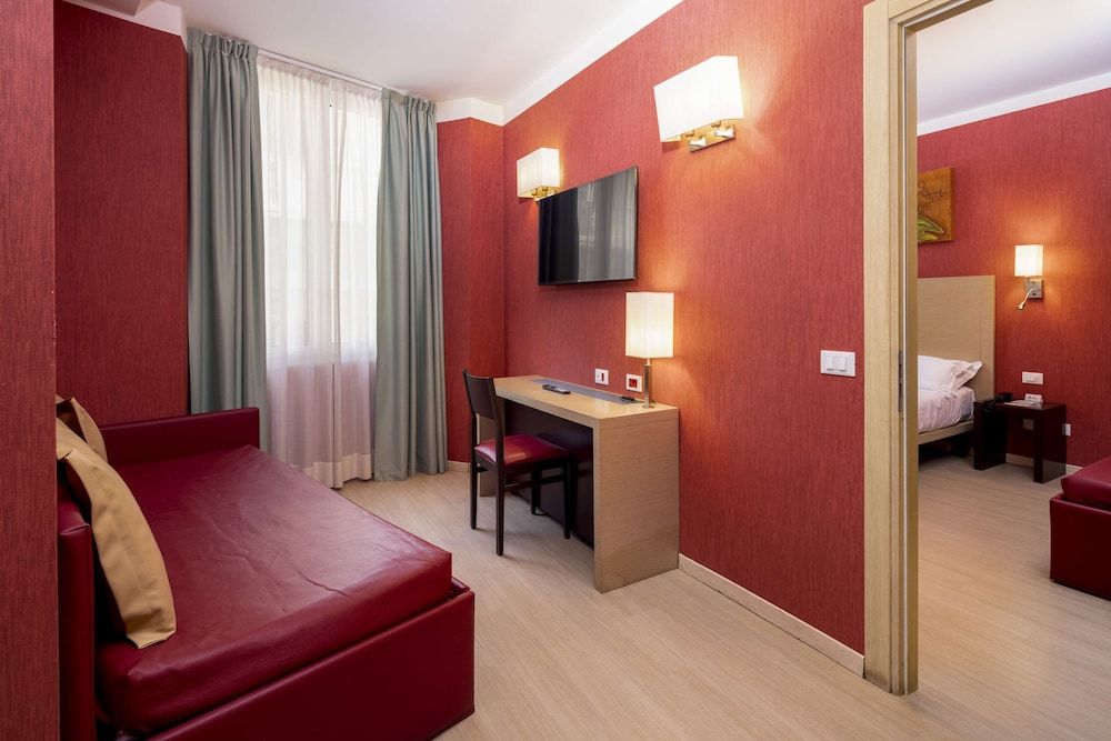 Best Western Hotel Porto Antico Family Room, Multiple Beds, Non Smoking (with Single Sofabed) 10