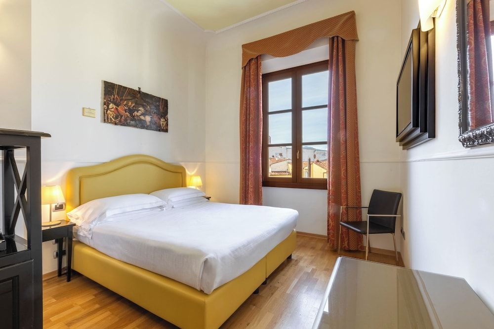 Hotel Centrale Classic Twin Room 6