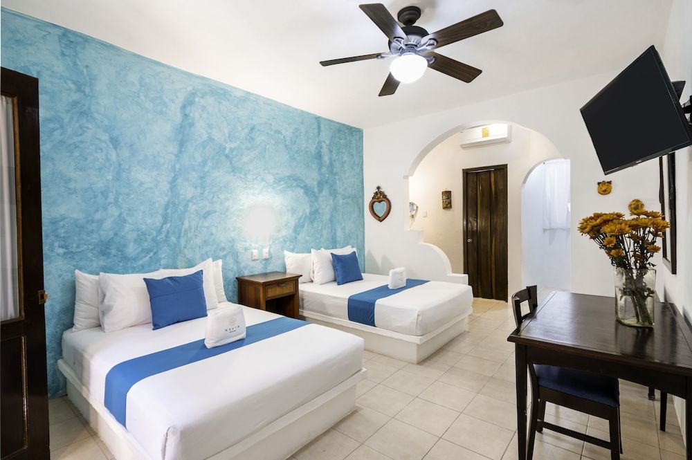 undefined Hotel Casa De Las Flores 5