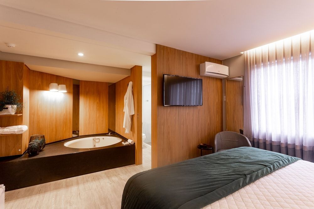 Superior Double Room, 1 King Bed, Hot Tub