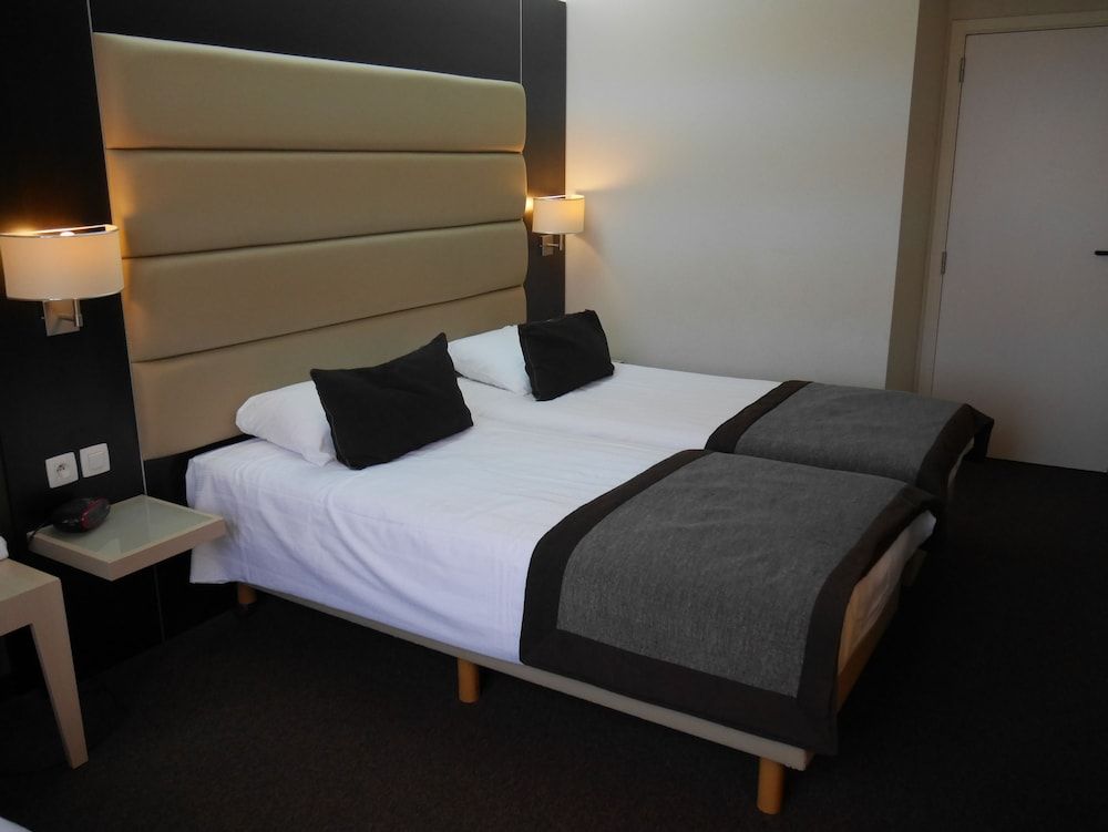 Best Western City Centre Standard Room, 2 Twin Beds, Non Smoking 4
