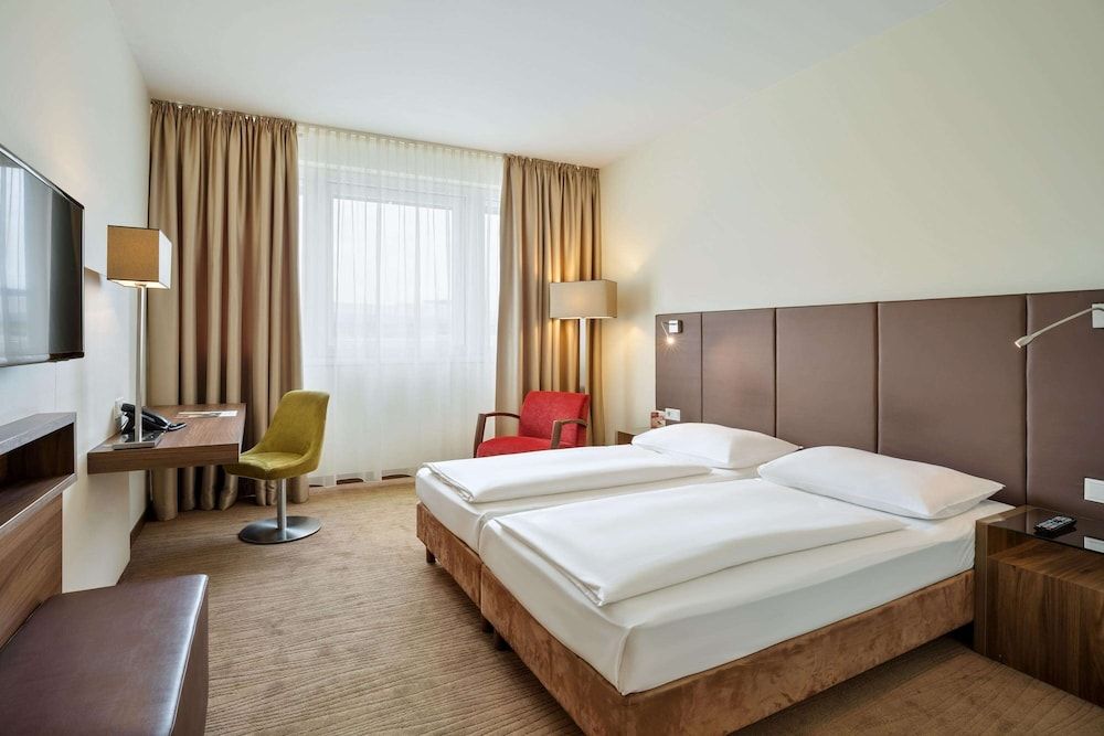 Austria Trend Hotel Doppio Classic Room 5