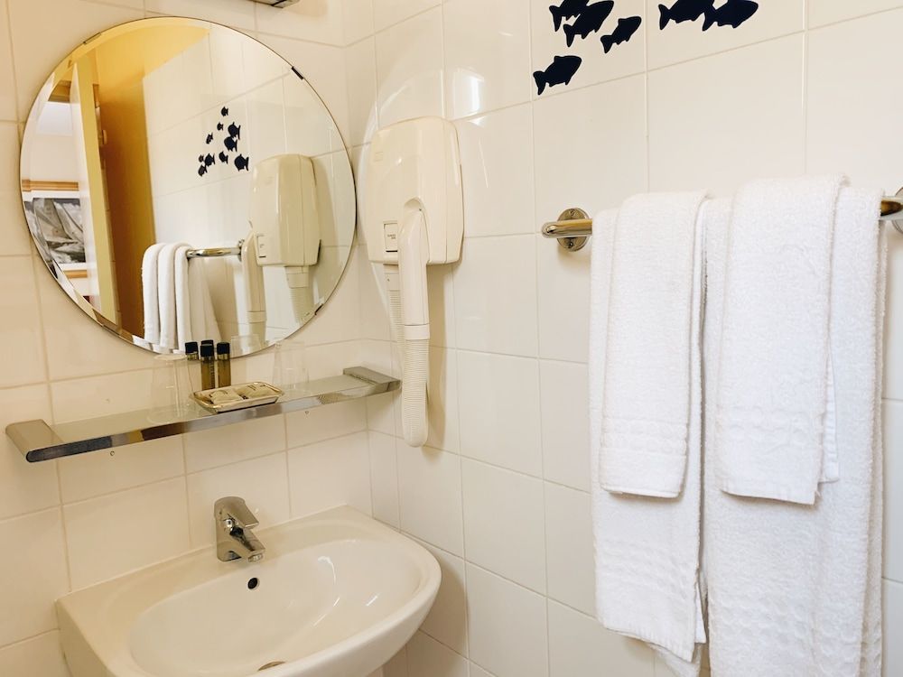 Hôtel Bellevue Paris Montmartre Chambre Double Standard 12