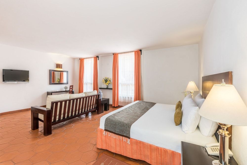 Hotel Casa Virreyes Room, 1 King Bed 2