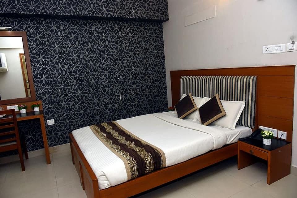 Hotel Pearl International Deluxe Room 29