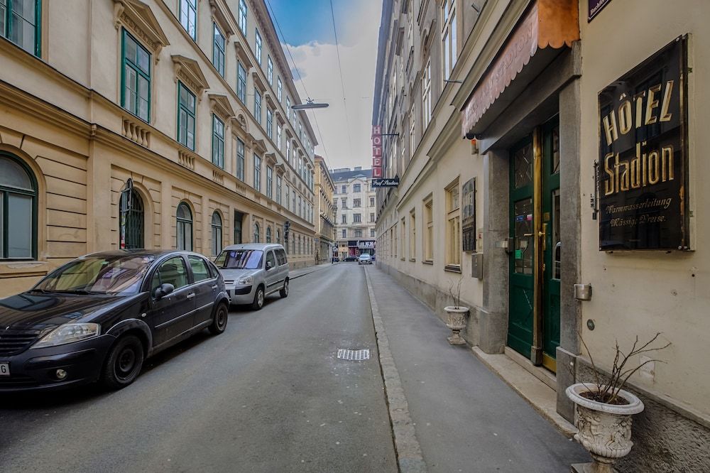 undefined Hotel Graf Stadion 6