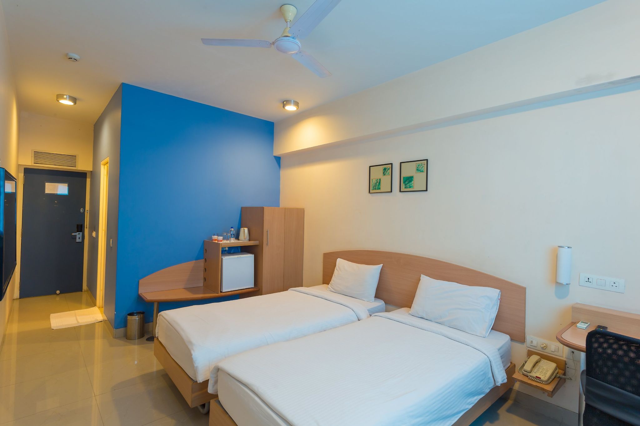 Ginger Pondicherry Standard Room Twin Bed 4