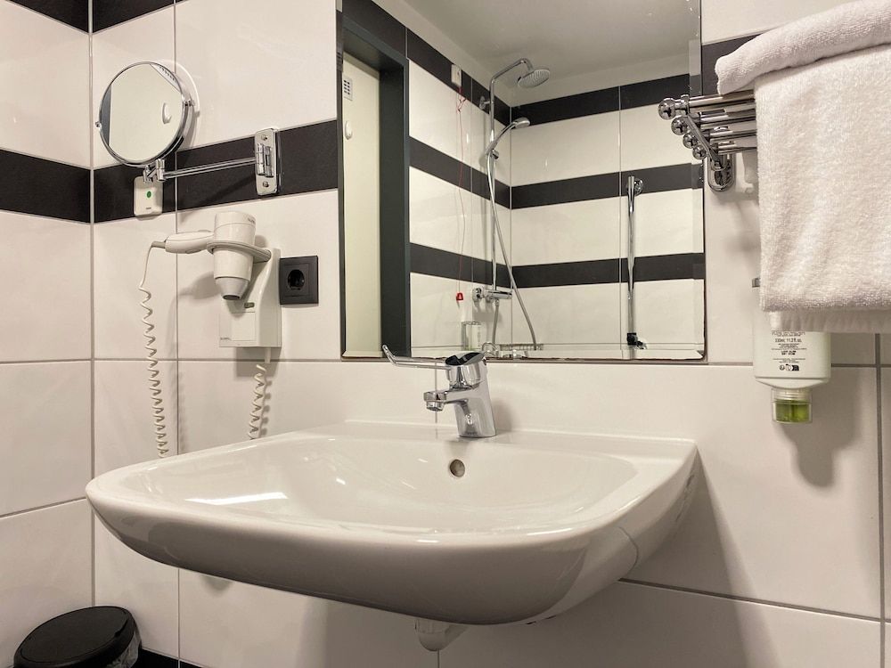 undefined ampm Hotel Schönbrunn 7