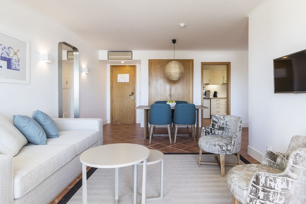 undefined The Patio Suite Hotel 7