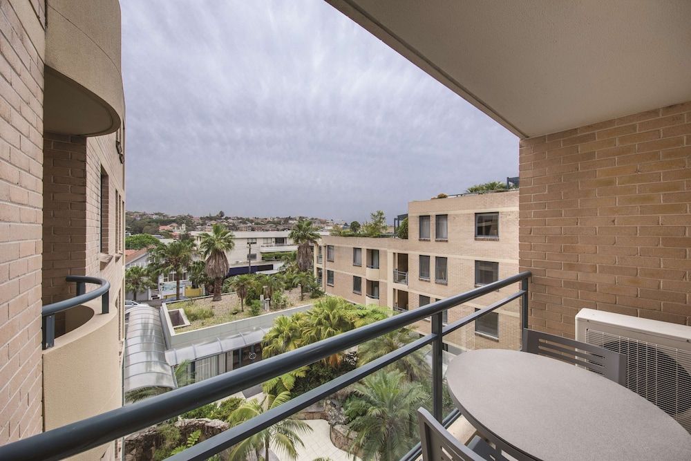 One Bedroom Apartment Twin or King