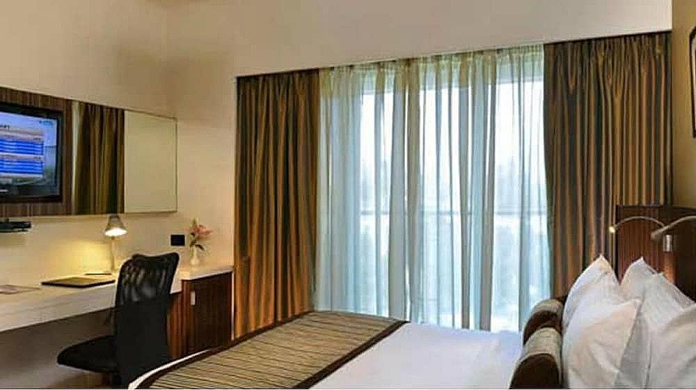 Residency Sarovar Portico Mumbai Superior Room, 1 Double Bed 8
