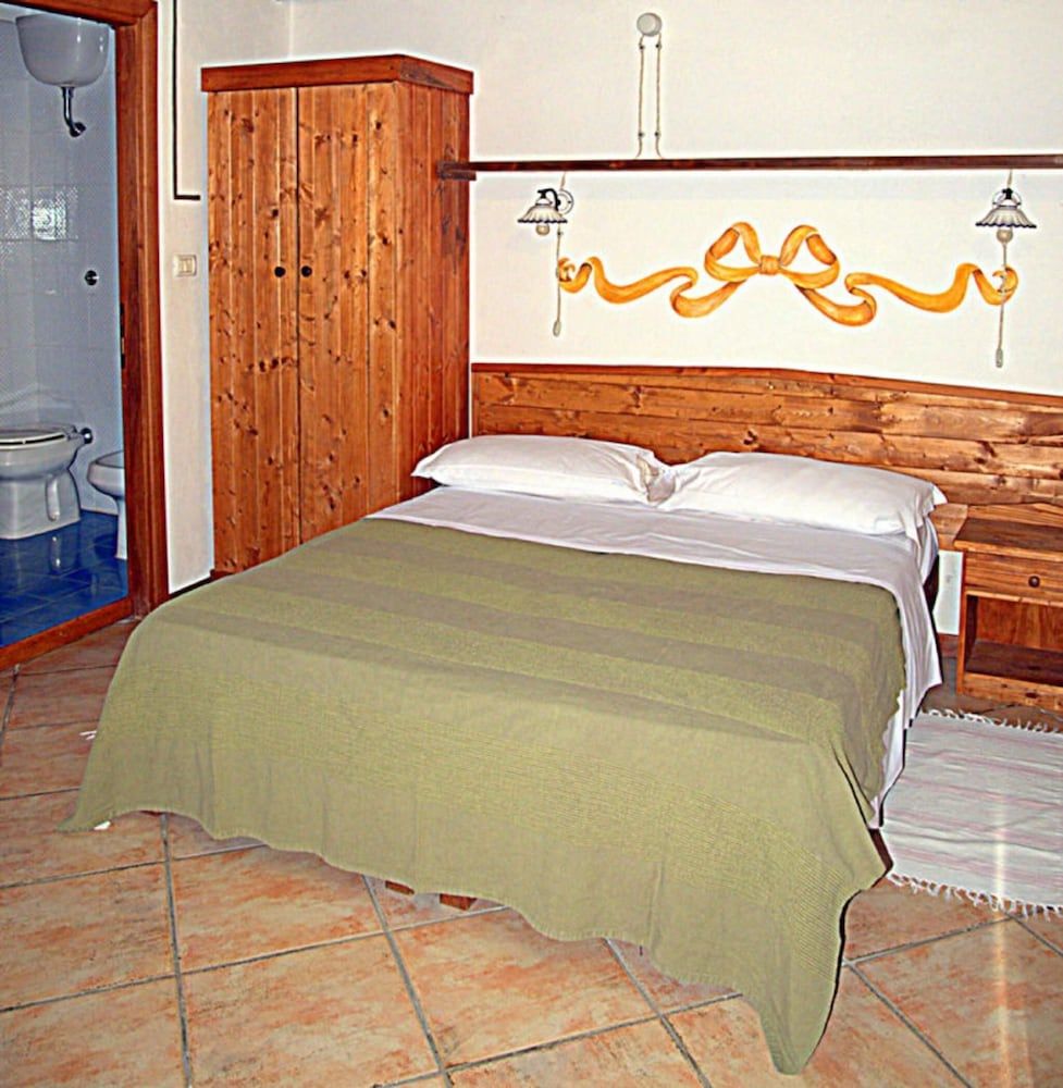 Classic Apartment, Queen, 1 Bedroom, Garden or Resort View, Balcony/Patio
