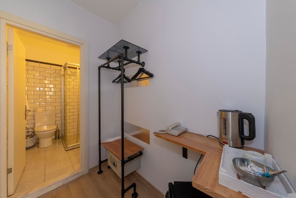 Rumours Inn Economic Double Room 3