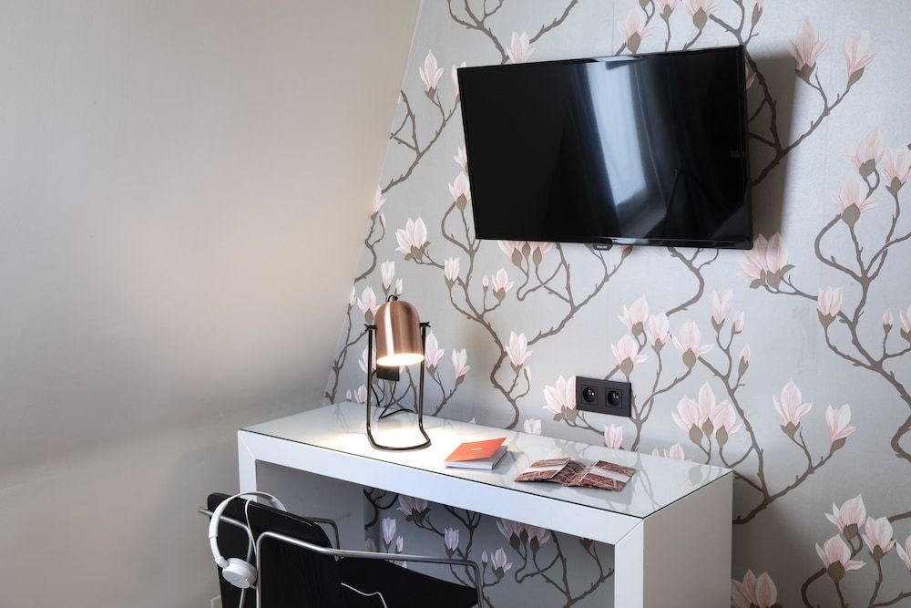 Hotel Brady – Gare de l’Est Classic Double Room 9