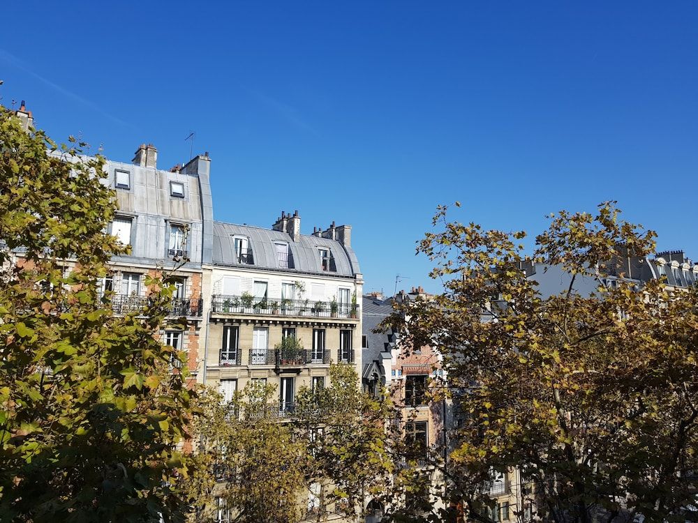 Hotel Champerret Elysees Traditional Double Room 4