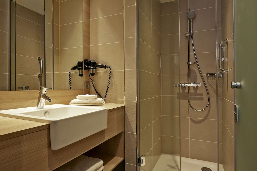 undefined H4 Hotel München Messe 8