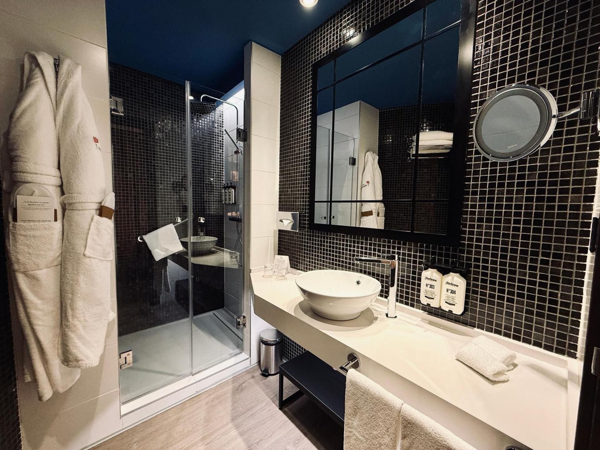 Hotel Indigo Madrid - Gran Via by IHG Standard Room 7