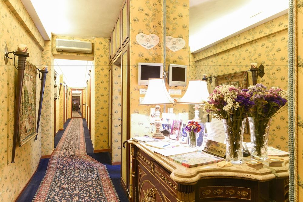 undefined Residenza Ave Roma 9