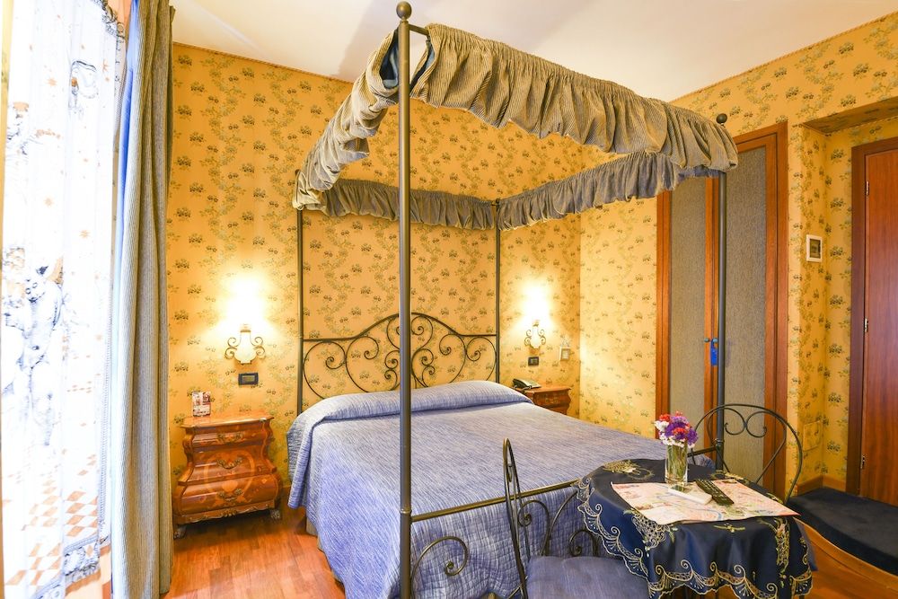 undefined Residenza Ave Roma 2