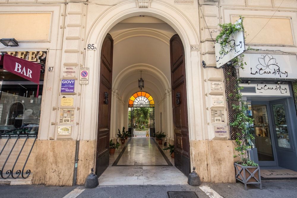 undefined Hotel Maryelen 4