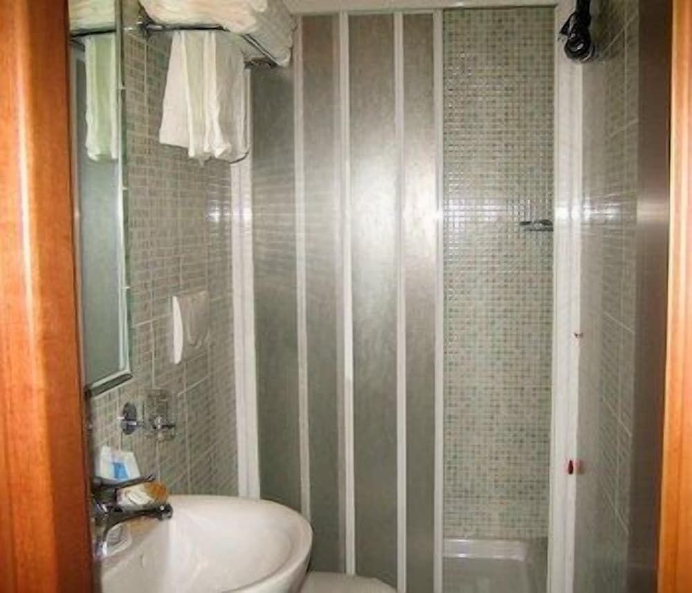 Hotel Maryelen Double Room 14