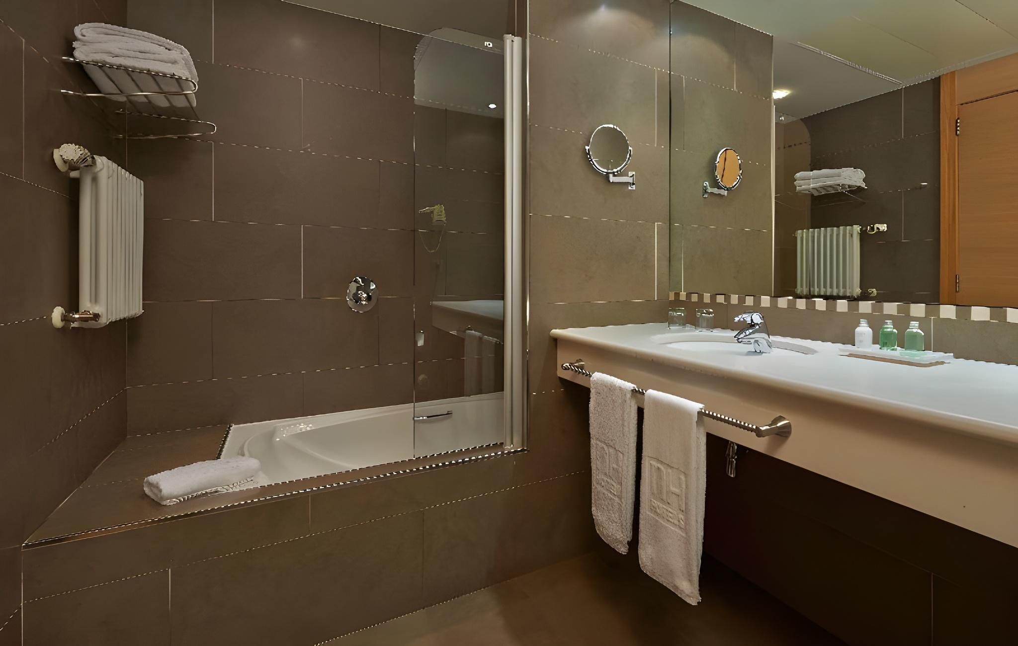 Superior Room with View and Terrace