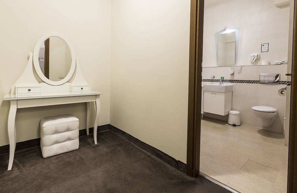 Orhideea Residence & Spa One-Bedroom Suite 3