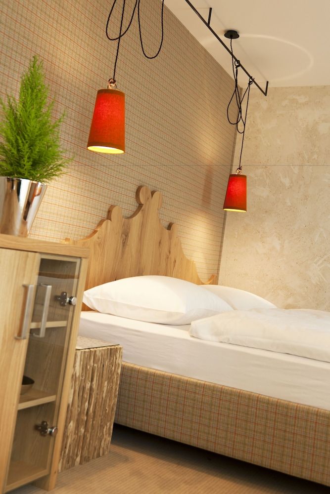 undefined Hotel Tirolerhof 4