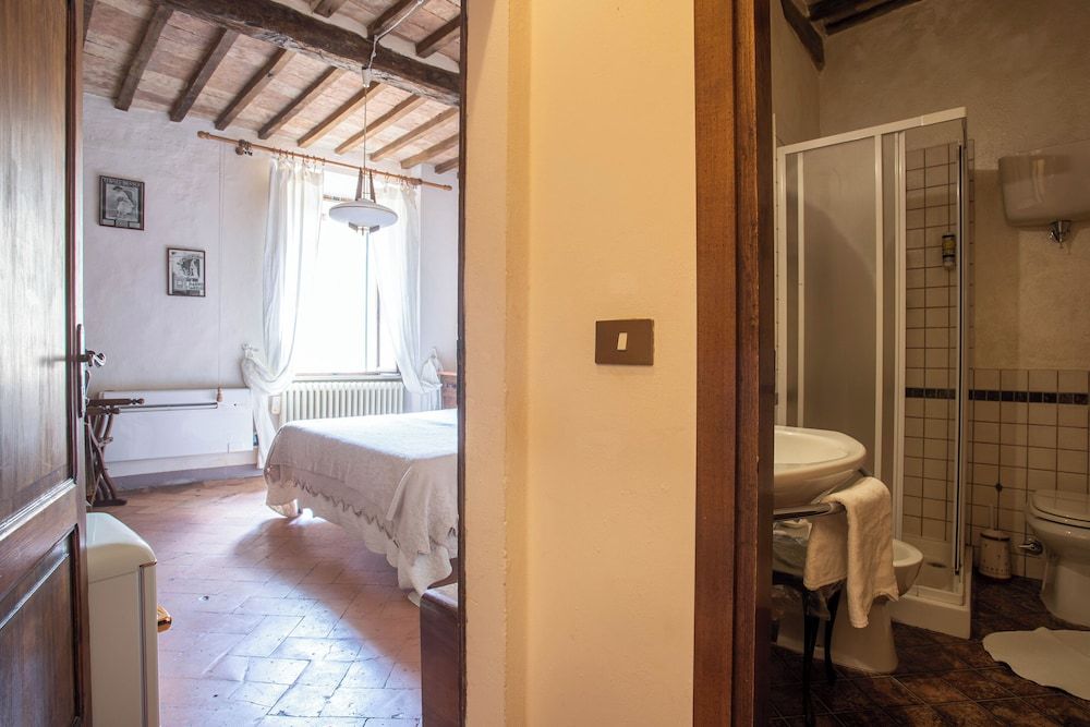 Idolina Guest House Double Room 12